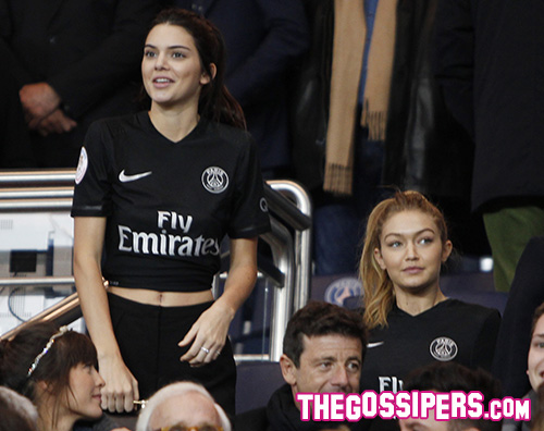 kendall Gigi Kendall Jenner e Gigi Hadid tifano per il Paris Saint Germain