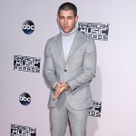 NickJonas 150x150 AMAs 2015 i look sul red carpet