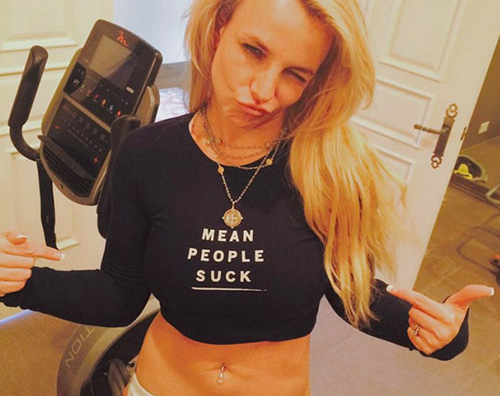 Britney Britney Spears mostra gli addominali su Instagram