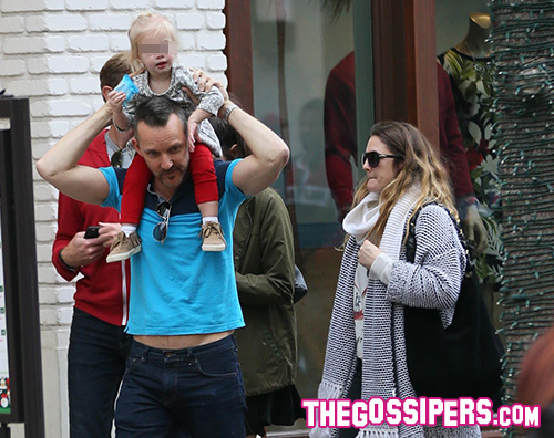 Drew Barrymore1 Drew Barrymore fa shopping con la famiglia