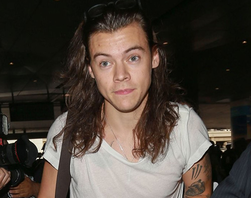 Harry Styles Harry Styles ha tagliato i capelli?