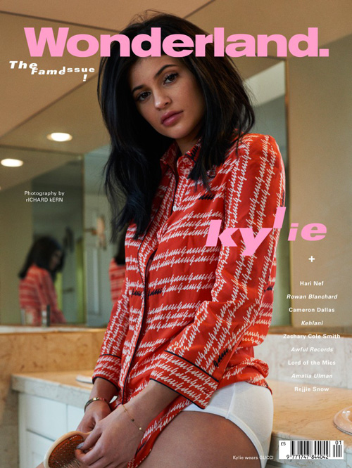 Kylie Jenner 2 Kylie Jenner: La gente pensa che io sia tutta rifatta