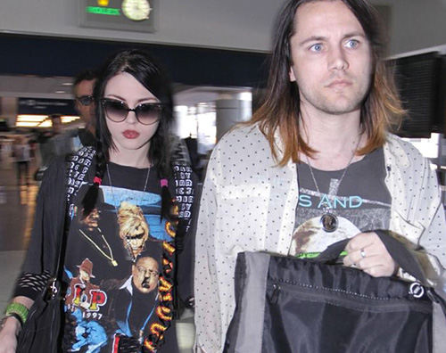 Frances Bean Cobain Frances Bean Cobain divorzia a sei mesi dal matrimonio