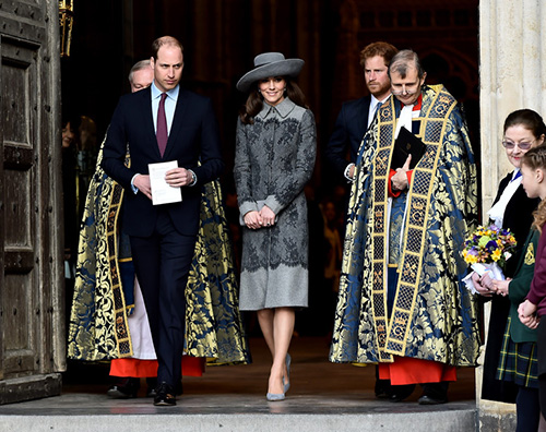 Kate Middleton 2 Kate Middleton in grigio per il Commonwealth Day