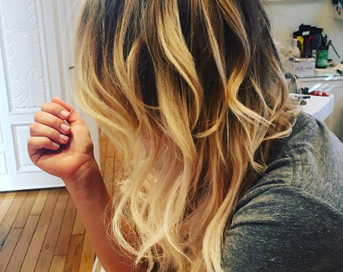 Kaley Cuoco 2 1 Kaley Cuoco ritorna ai capelli lunghi