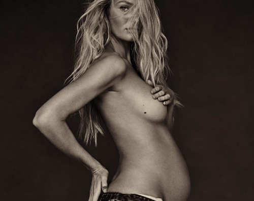 Candice Swanepoel Candice Swanepoel mostra il pancione e rivela il sesso del bebè.