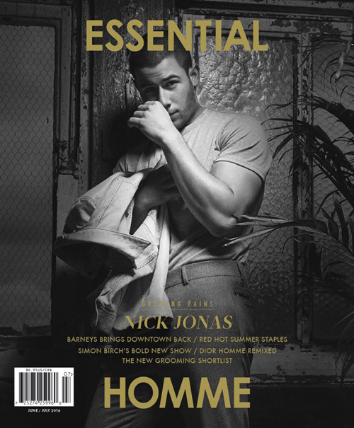 Nick Jonas Nick Jonas sulla cover di Essential Homme