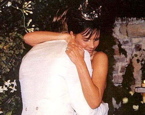 David e Victoria Beckham David e Victoria Beckham festeggiano 17 anni di matrimonio