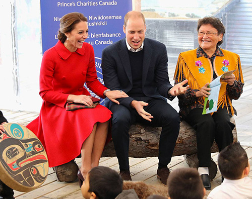 Kate Middleton 2 Kate Middleton sceglie un cappotto rosso in Canada