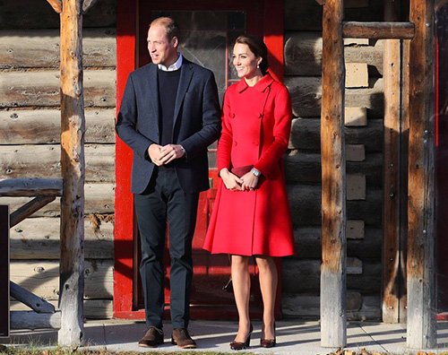 Kate Middleton Kate Middleton sceglie un cappotto rosso in Canada