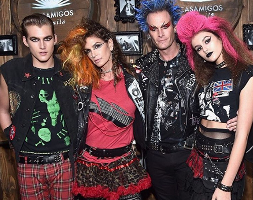 Casamigos Halloween Party: i costumi delle star Cindy Crawford Casamigos Halloween Party: i costumi delle star