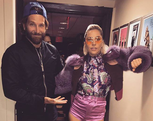 Lady Gaga 3 Lady Gaga e Bradley Cooper dietro le quinte di SNL