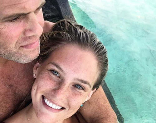 Bar Refaeli Bar Refaeli e Adi Ezra, selfie di coppia su Instagram