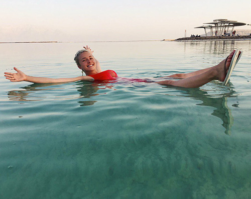 Hayden Panettiere Hayden Panettiere, relax nel Mar Morto