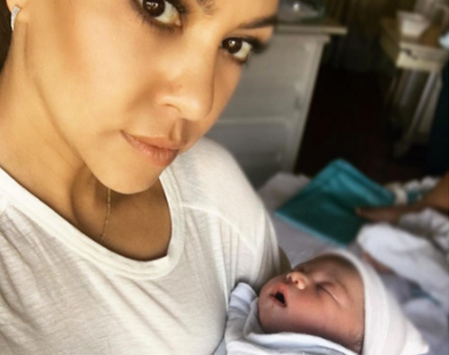 Kourtney Kardashian e Saint Saint West compie 1 anno