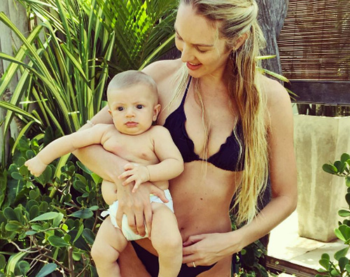 Candice Swanepoel Candice Swanepoel, mamma in bikini su Instagram