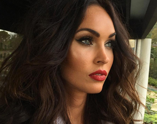 Megan Fox 2 Megan Fox alle prese coi selfie su Instagram