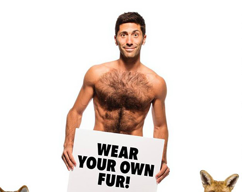 Nev Schulman di “Catfish” si spoglia per PETA