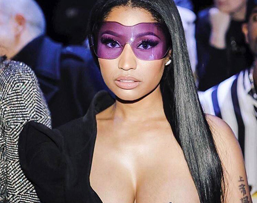 Nicki Minaj 3 Nicki Minaj in topless su Instagram