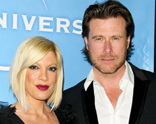 tori spelling Tori Spelling, card di Natale con la sua famiglia