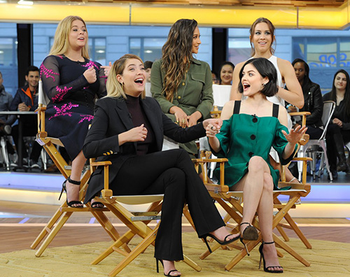 Pretty Little Liars 1 Il cast di Pretty Little Liars a Good Morning America