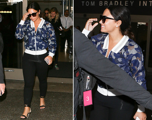 Demi Lovato Demi Lovato è accolta dai paparazzi in aeroporto