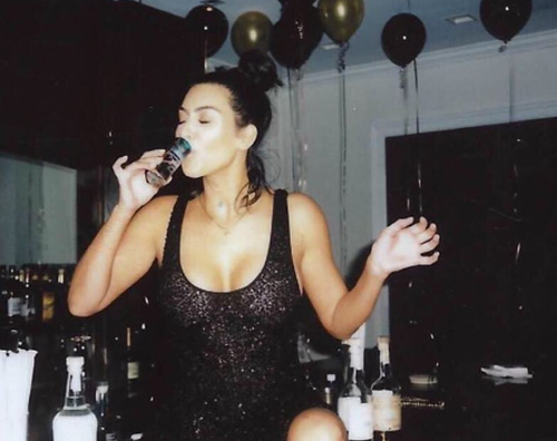 Kim 3 Kanye West festeggia i 40 anni in famiglia