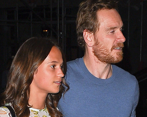 Alicia Michael Alicia Vikander e Michael Fassbender, serata romantica a Parigi