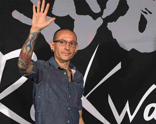 Chester Bennington E morto Chester Bennington dei Linkin Park