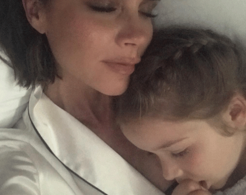 Victoria Beckham coccola Harper su Instagram