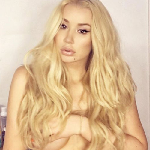 Iggy Azalea 3 Iggy Azalea si gode gli ultimi giorni d’ estate in piscina