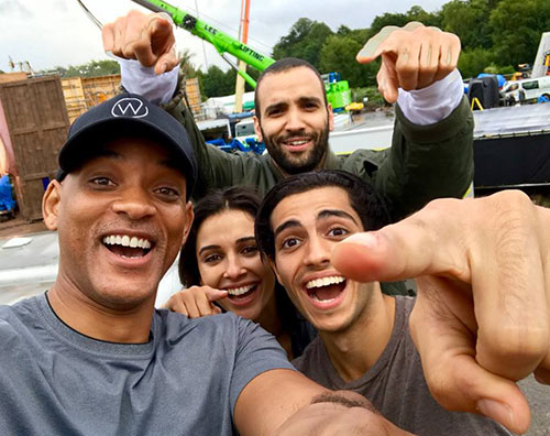 Will Smith, prima foto col cast di Aladin