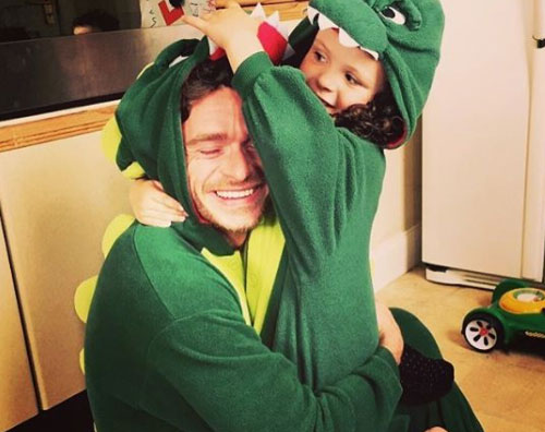 richard madden Richard Madden è un dinosauro su Instagram