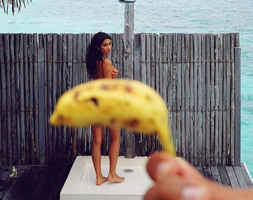 shay mitchell Shay Mitchell è hot alle Maldive