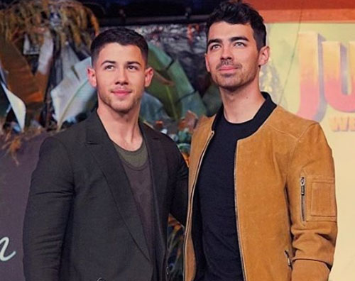 Nick e Joe Jonas Joe e Nick Jonas alla premiere di Jumanji