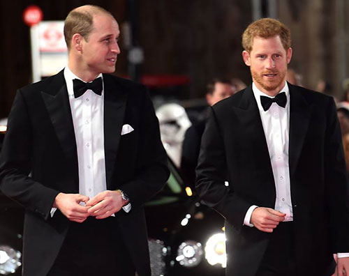 Principi William e Harry Cover William ed Harry alla premiere londinese di Star Wars