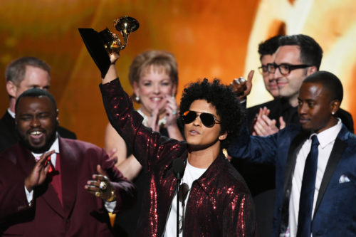 BrunoMars60thAnnualGRAMMYAwardsShowlM aDBYwjPFx 500x333 Grammy Awards 2018: la lista dei vincitori