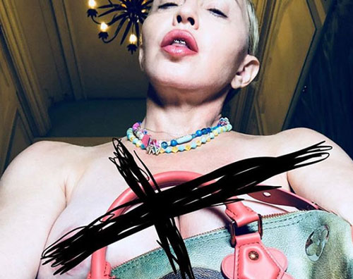 Madonna Madonna in topless su Instagram