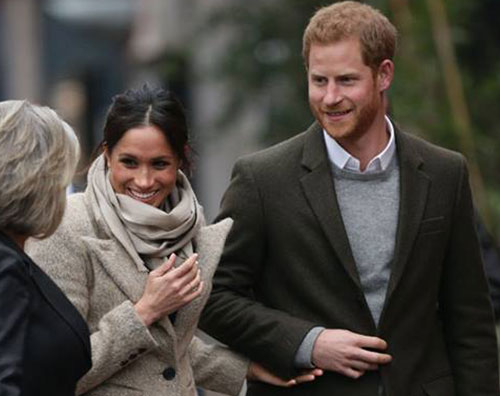 Meghan Markle Pricipe Harry Harry e Meghan in una nuova foto di famiglia