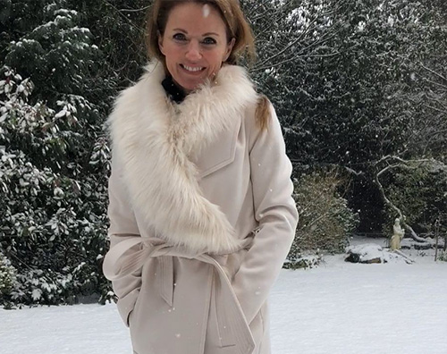 Gery Halliwell Geri Halliwell si gode la neve