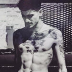 Zayn Malik 1 1 150x150 Zayn Malik dedica le sue foto  hot alle fan