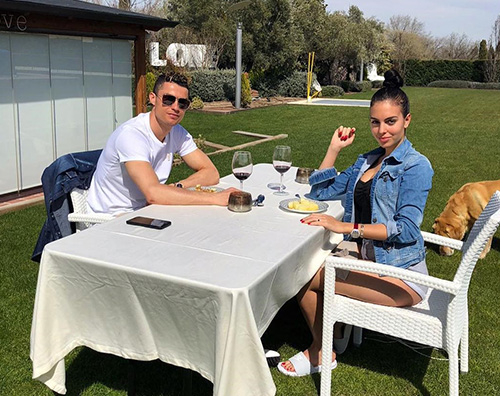 Ronaldo Pranzo all’aperto per Cristiano Ronaldo e Georgina