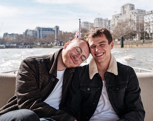 Sam Smith Sam Smith e Brandon Flynn romantici su Instagram