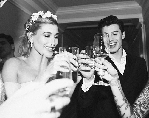 Shawn Mendes 2 E’ ufficiale, Shawn Mendes e Hailey Baldwin sono una coppia