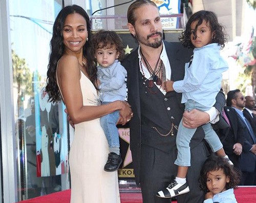 Zoe Saldana Cover Zoe Saldana festeggia in famiglia la sua stella