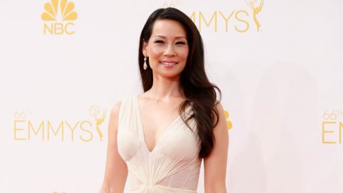 lucy liu 500x282 Lucy Liu cambia look