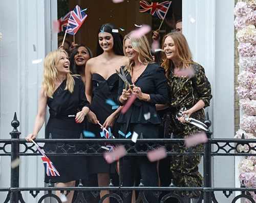 Kate Moss 2 Kate Moss inaugura lo store di Stella McCartney