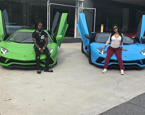 Cardi B Offset Cardi B e Offset si sono regalati due Lamborghini identiche