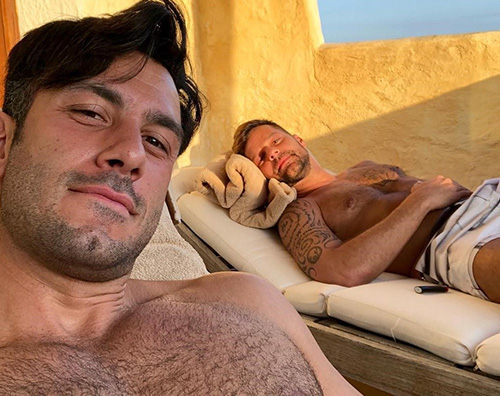 Ricky Martin PortoCervo TheGossipers Ricky Martin si rilassa in Sardegna con Jwan