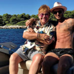 david beckham elton john 150x150 David e Victoria in vacanza con Elton John